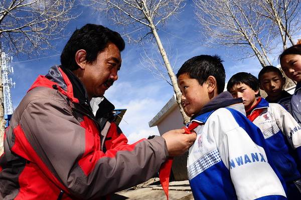 One year after quake, life goes on in Yushu