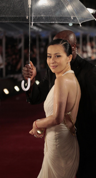 Stars shine on HK Film Awards red carpet