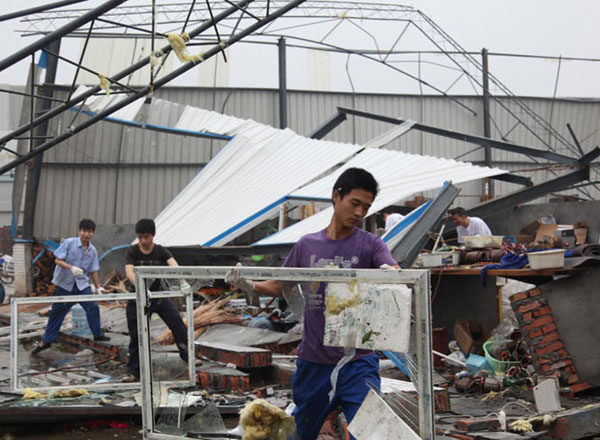 Storm and tornado brings havoc to SW China