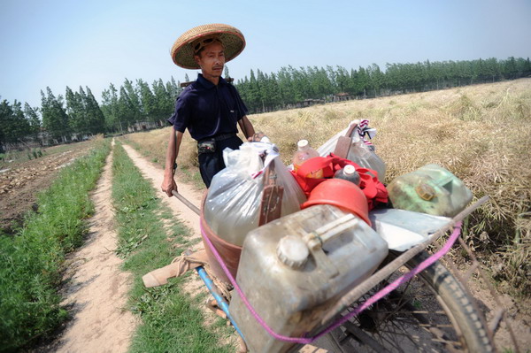 Yangtze water diverted to drought-stricken zone