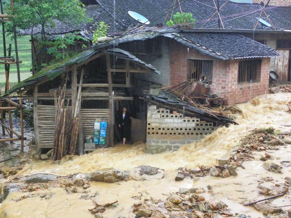 From drought to floods and mudslides in C China