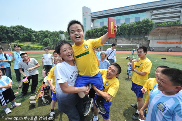 Height no obstacle on soccer field