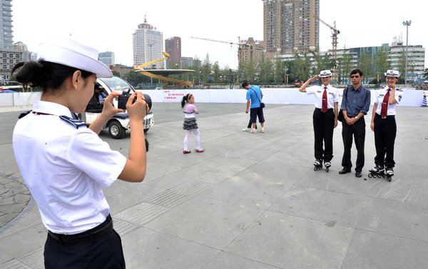 Law and order on roller blades in SW China city