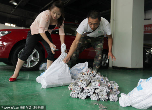 300 kilograms of coins trouble car deal