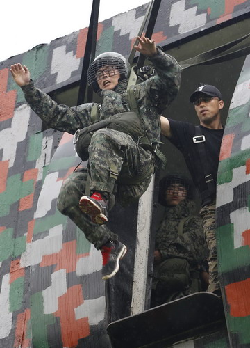 South Korean students train in military camp