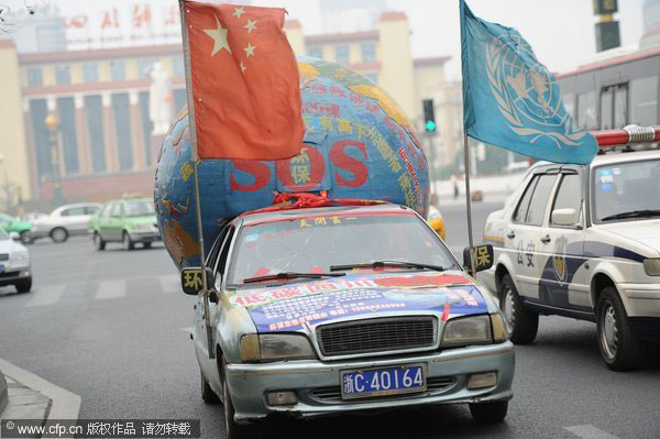 Environmentalist tours China with 'earth car'