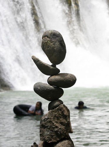 Rock balancing