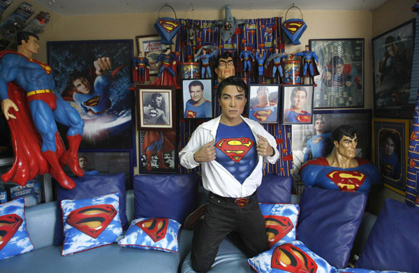 Superman fan takes adulation to new heights