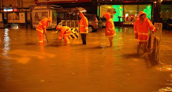 10 hours of rain in South China city