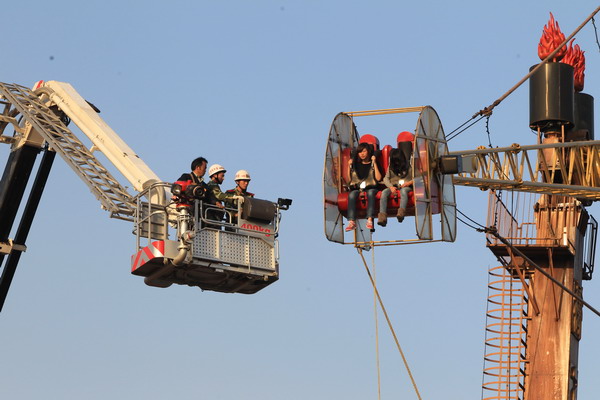 Tourists left hanging