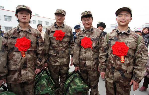 Shaolin kungfu star enlisted in the army