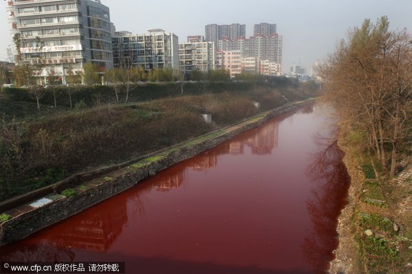 Polluted river looks blood-red in C China