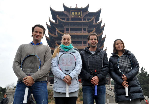 Li Na & Friends entertains hometown fellows