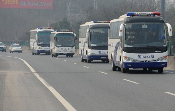 1,300 prisoners transferred in Chengdu