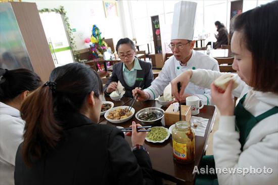 Deaf restaurant with a sense for business