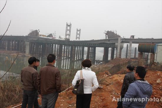 New $17 million bridge falls apart