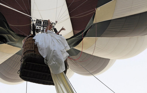 Wedding dress with world's longest tail