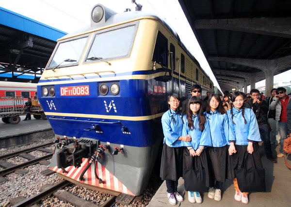 Nanjing West Railway Station soon to be a memory