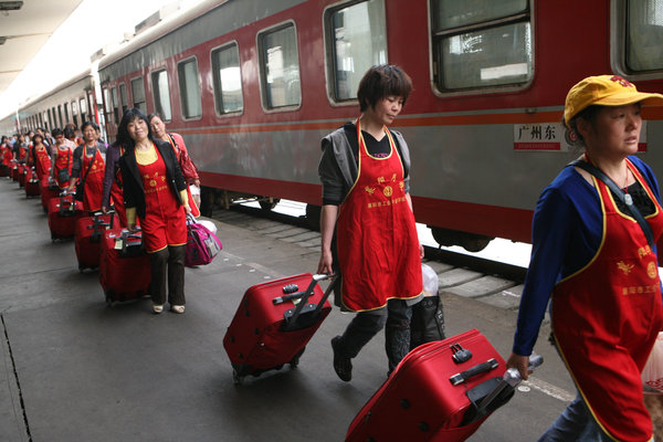 Confinement nurses dispatched to Shenzhen