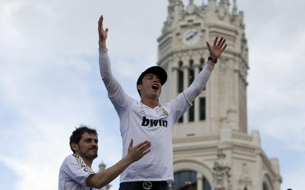 Real Madrid parade after triumph