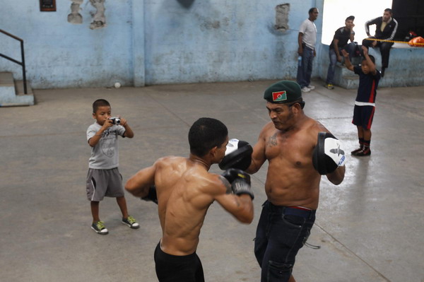 Young boxers in Panama City