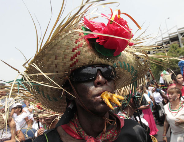 Mexicans re-enact battle with France