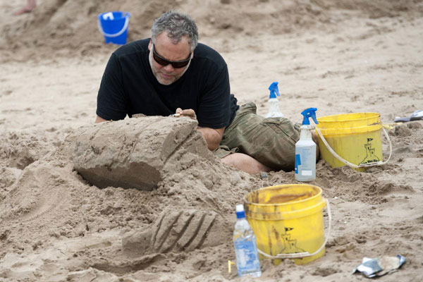 Sand Sculpting Contest kicks off in New York