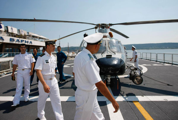 China's frigate <EM>Yantai </EM>visits Bulgaria