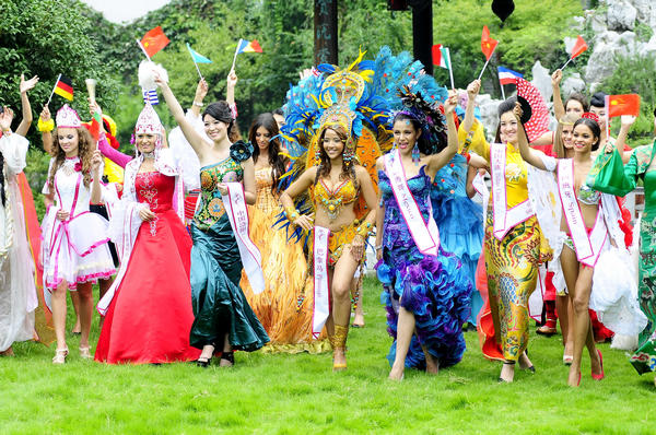 A whole world of dresses in E China