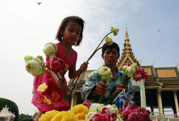 Cambodians mourn King-Father Sihanouk