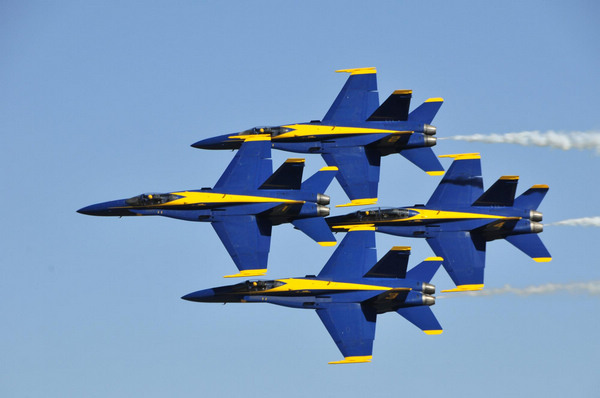 Houston air show kicks off