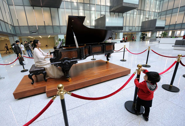 New building adds to hospital in E. China