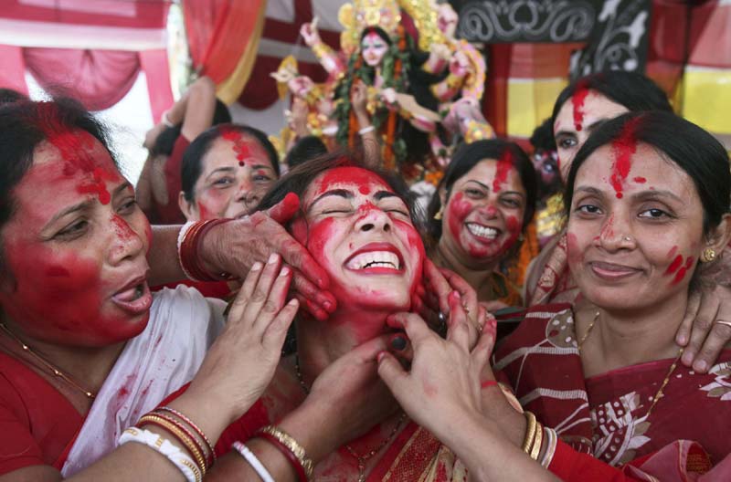 Reuters images of the year 2012 - Festival