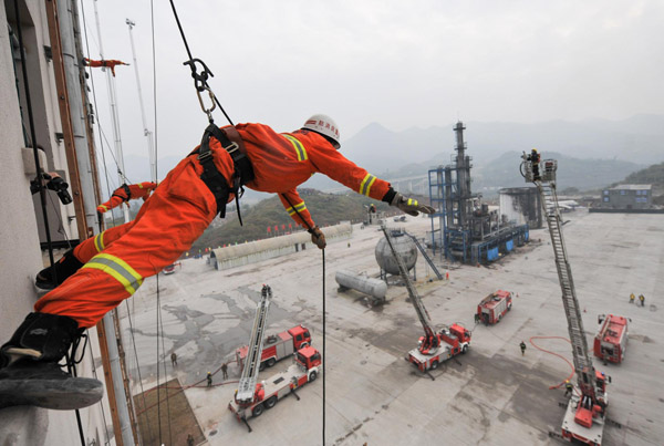 Joint search and rescue drill held in Chongqing