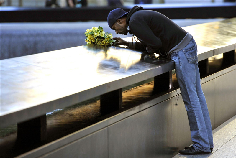 Reuters images of the year 2012 - Anniversary