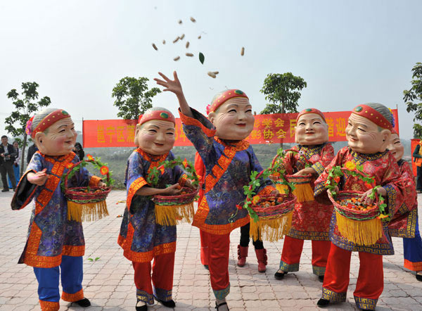 Spring Festival joy comes to life