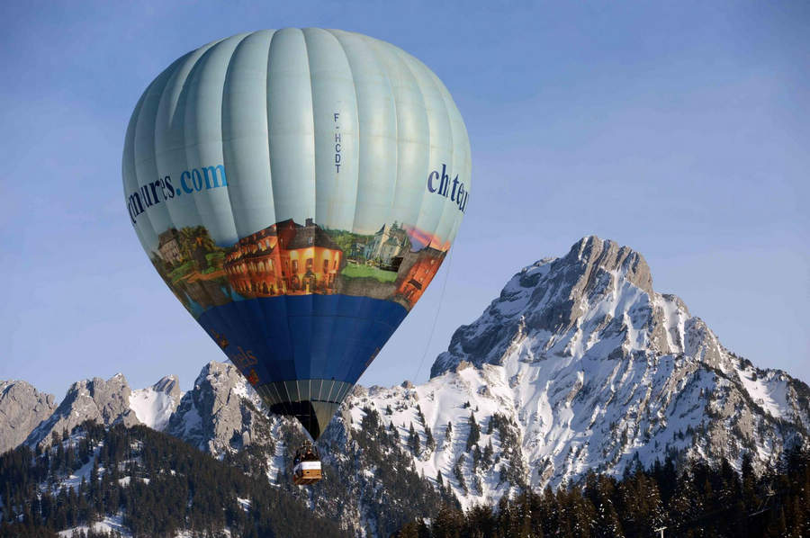 Int'l Balloon Festival kicks off in Switzerland