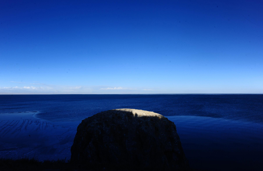 Qinghai Lake continues expanding