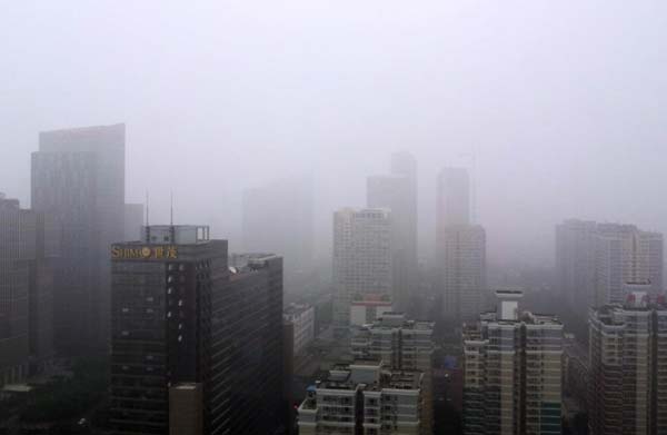 Fog descends on Beijing after rainfall