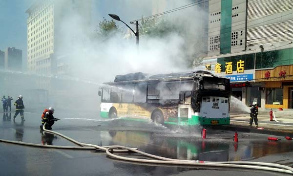 Buses ignite spontaneously in C China