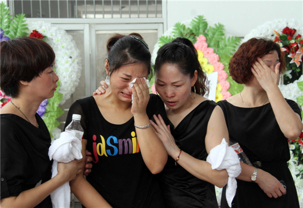 Remembrance for China's air crash victims