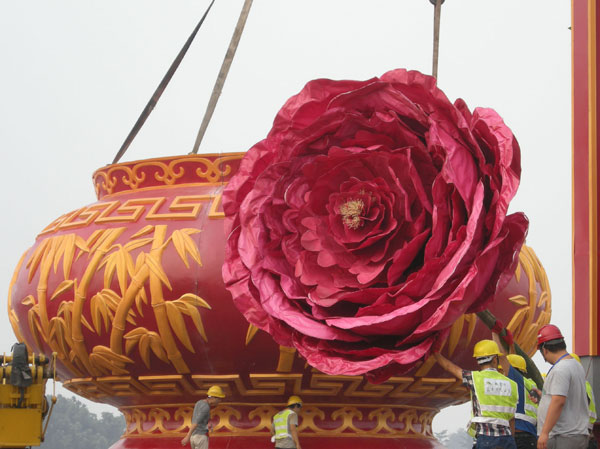 Tian'anmen blooms for National Day