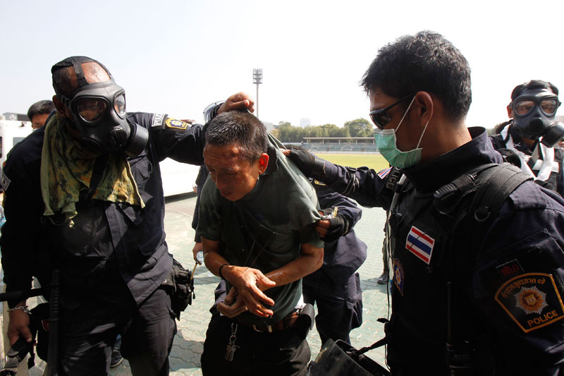 Thai police fire teargas at protesters