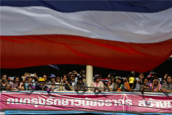 Protesters march to support Bangkok 'shutdown'