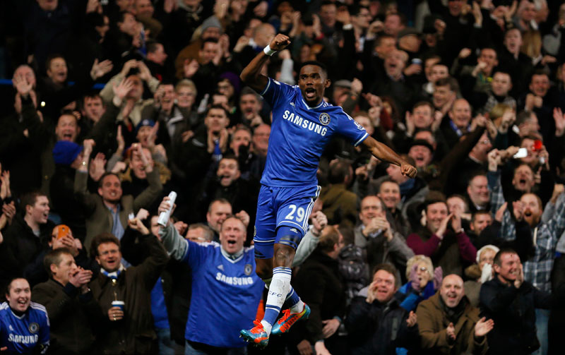 Eto'o takes his chances in Chelsea's win over Man. U