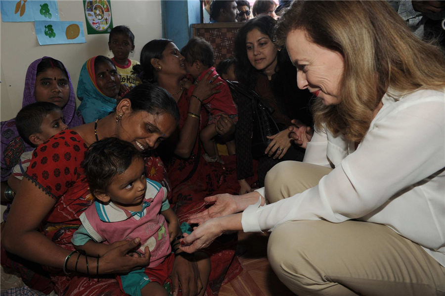 France's former first lady undertakes charity visit to India