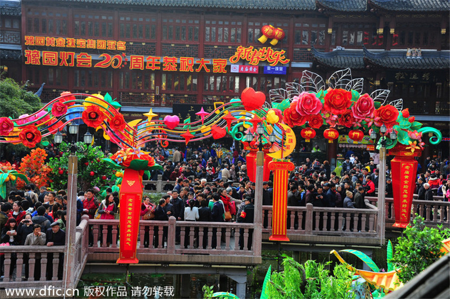 China experiences Spring Festival tourism boom