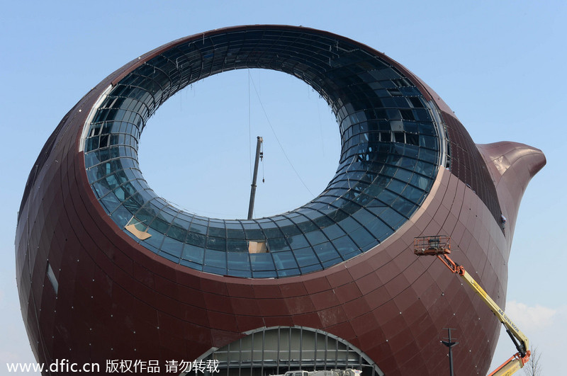 Teapot shaped art center in E China