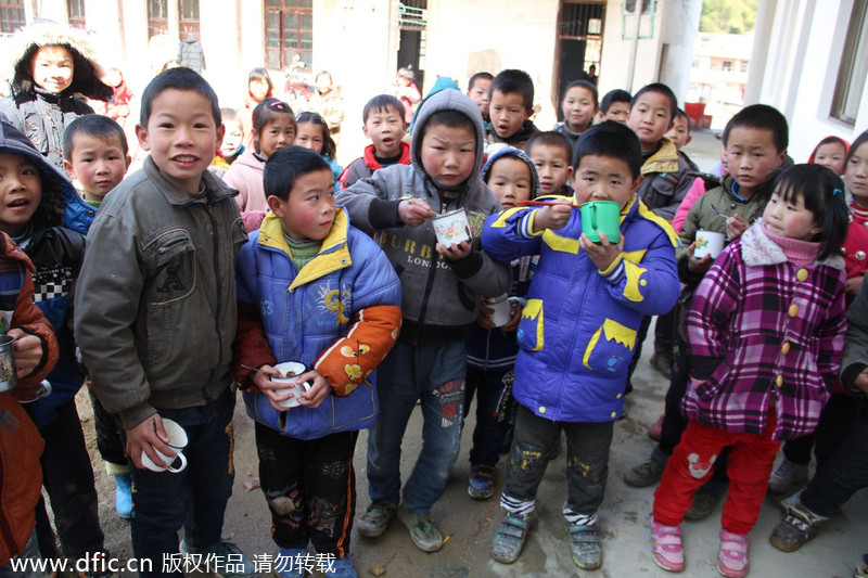 Mountain kids should receive hot lunch