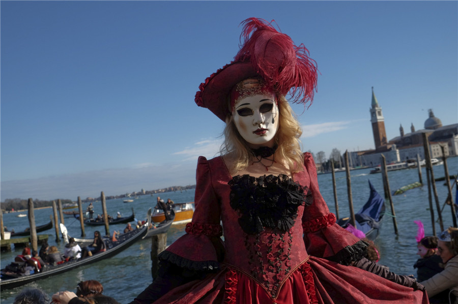 Venetian Carnival kicks off in Venice